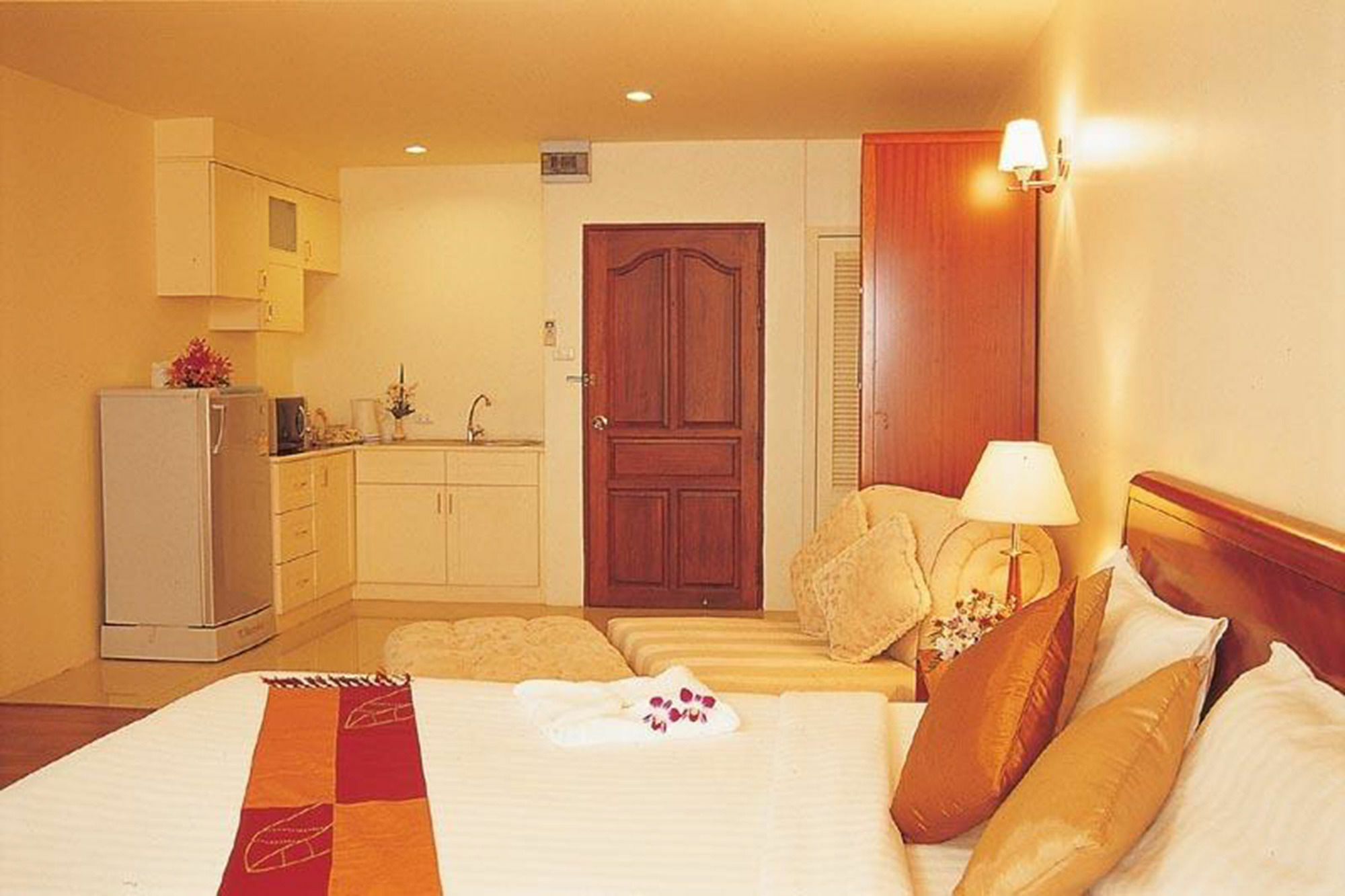 Lk Pavilion Executive Serviced Apartment Паттая Екстер'єр фото